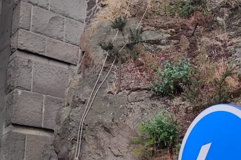 travaux à la corde sur talus