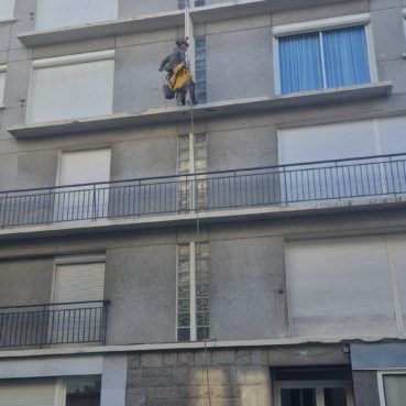 travaux en hauteur dépose de balcons