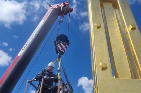 travaux en hauteur dorure pied de croix clocher st patern vannes